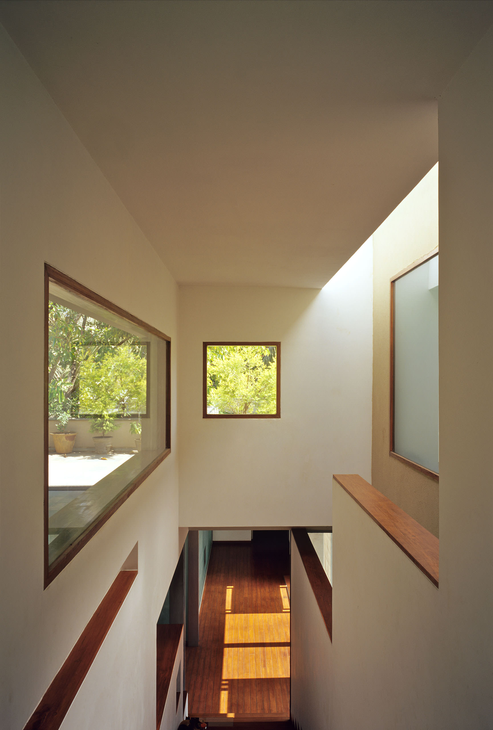 hl08047 RMA kar house